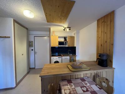Holiday in mountain resort 2 room apartment 5 people (B33) - Résidences du Quartier Napoléon - Val Cenis - Kitchen