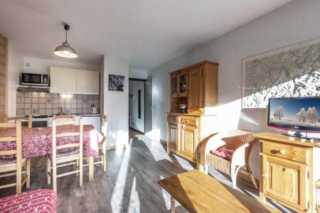 Urlaub in den Bergen Studio Schlafnische 4 Personen (06) - Résidences Granges E - La Clusaz - Wohnzimmer