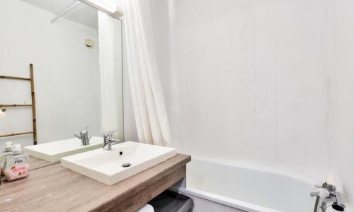 Location au ski Appartement 2 pièces 4 personnes (Sélection 32m²) - Résidences Les Fibières - maeva Home - Vars - Extérieur été