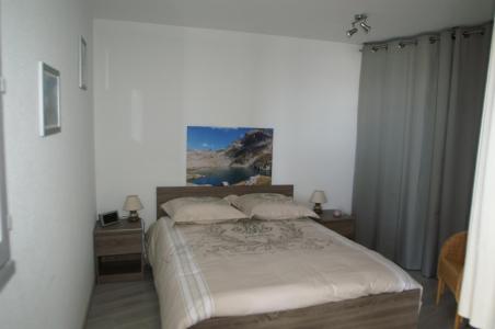 Holiday in mountain resort 3 room apartment 7 people - Résidences Prapoutel les 7 Laux - Les 7 Laux - Double bed