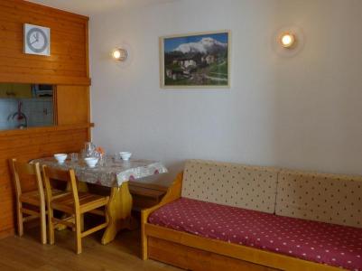 Holiday in mountain resort Studio 4 people (3) - Rond Point des Pistes - Tignes - Accommodation
