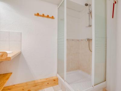 Vacances en montagne Appartement 2 pièces 4 personnes (8) - Ski Soleil - Les Menuires - Salle de douche