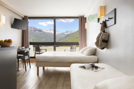 Holiday in mountain resort Studio 3 people - Sowell Résidences Pierre Blanche - Les Menuires - Living room