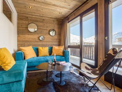 Holiday in mountain resort 3 room apartment 4 people (1) - Super Tignes - Tignes - Living room