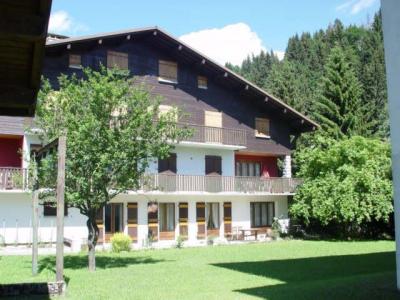 Urlaub in den Bergen Tournier - Les Gets - Draußen im Sommer