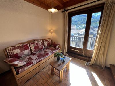 Holiday in mountain resort Studio cabin mezzanine 6 people - Vie de clare - Serre Chevalier - Living room