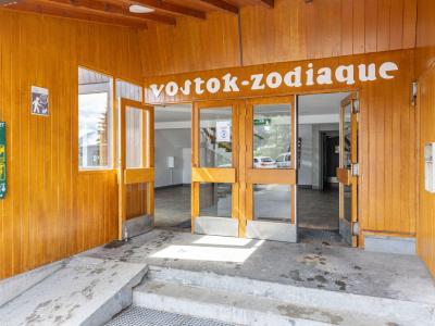 Holiday in mountain resort Vostok Zodiaque - Le Corbier - Accommodation