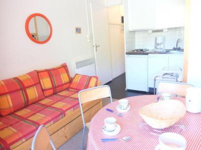 Vakantie in de bergen Appartement 1 kamers 4 personen (42) - Vostok Zodiaque - Le Corbier - Woonkamer