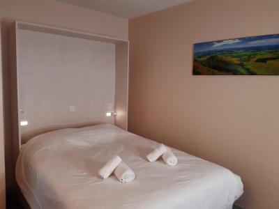 Holiday in mountain resort VVF Super-Besse Auvergne Sancy - Super Besse - Bedroom