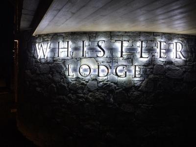 Holiday in mountain resort Whistler Lodge - Courchevel - 