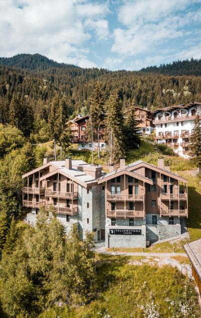 Vacances en montagne Yellowstone Lodge - La Tania - Extérieur été