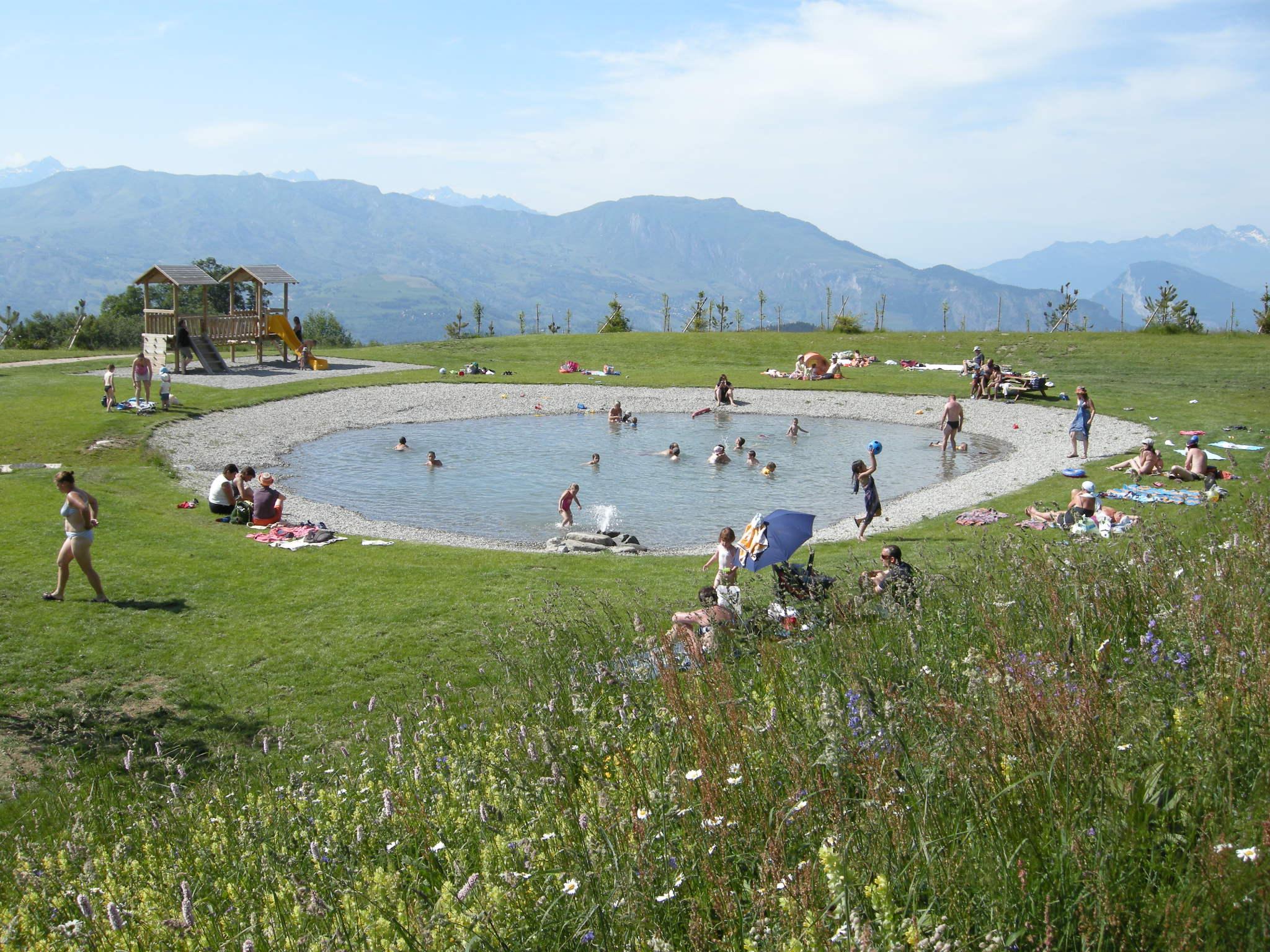 wynajem wakacje Albiez Montrond